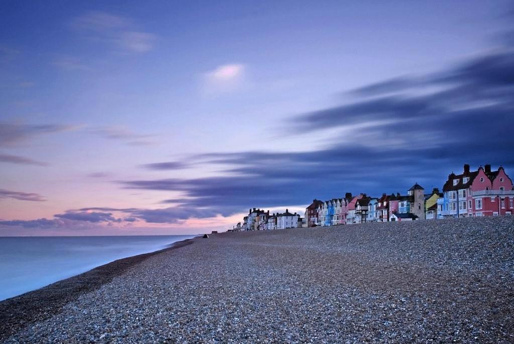 Beautiful Immaculate Aldeburgh Cottage, Sunny Outdoor Space, Free Parking - Easy Walk To Beach & Town エクステリア 写真